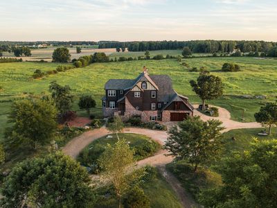 3474 S Shepherds Lane