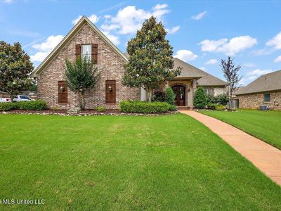 822 Osagian Cir