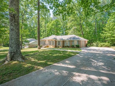 3928 Cloudland Dr SE