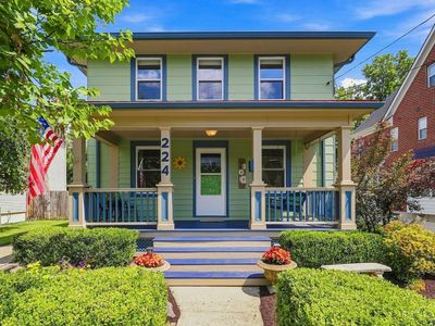 224 Crescent Ave
