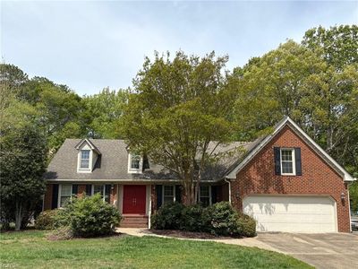 828 Forest Lakes Cir