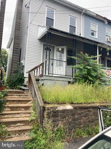 132 Orchard St