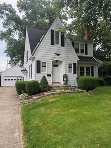 317 Fairway Ave