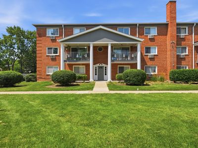 6 E Lillian Ave Unit 2B