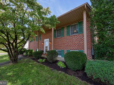 Property at 303 Broad St, Akron, PA