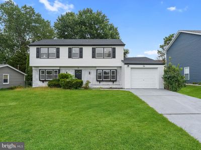 34 Mayfair Cir