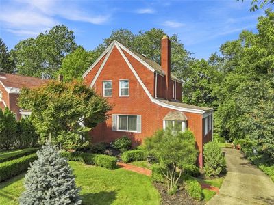2517 Greensburg Pike