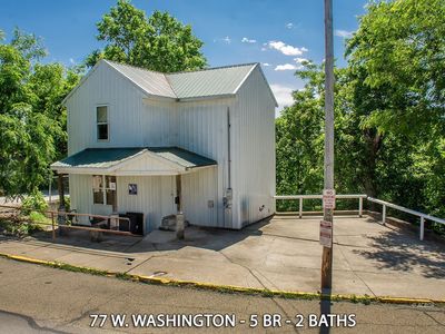 77 W Washington St