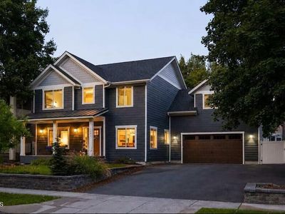 1032 N Government Way