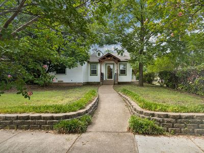 2218 Mountain Lake Rd
