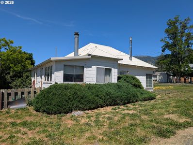 608 Poplar St #1