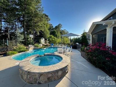 7658 Lazy Hollow Ln
