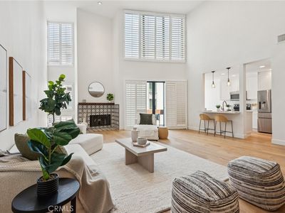 750 S Bundy Dr APT 304