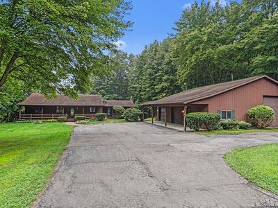1176 Hamilton Rd