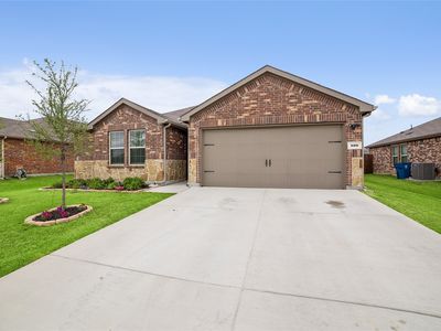 509 Iris Banks Ln