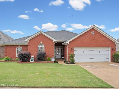 1211 Cross Creek Dr E