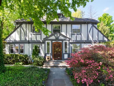 107 Ancon Avenue