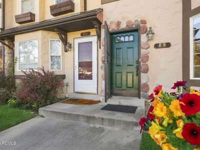 89 W Hamlet Cir
