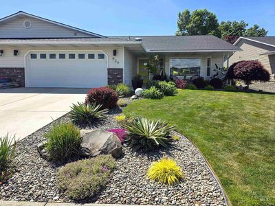 920 Tamarack Dr