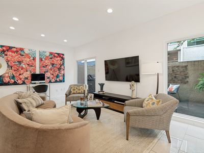 2509 Welborn St APT C