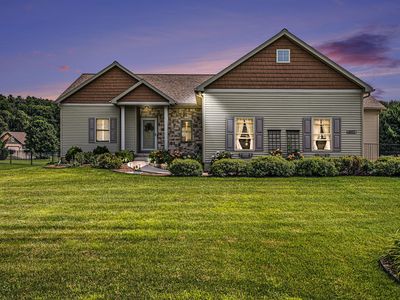 1057 S Stoneridge Dr