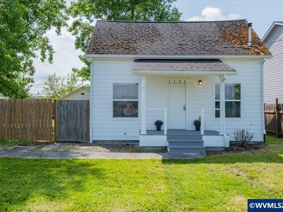 Property at 1126 6th Ave SE, Albany, OR