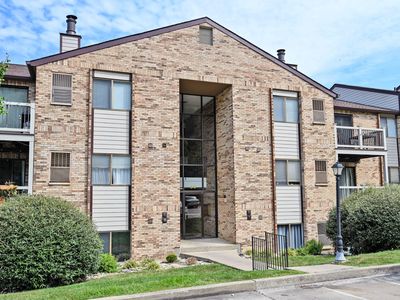 56 Woodland Hills Dr Suite 4