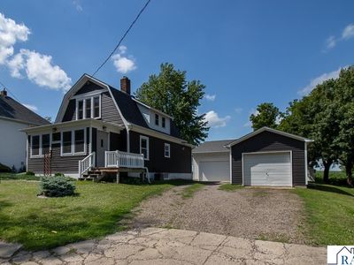 Property at 103 E 4th St, Hanska, MN
