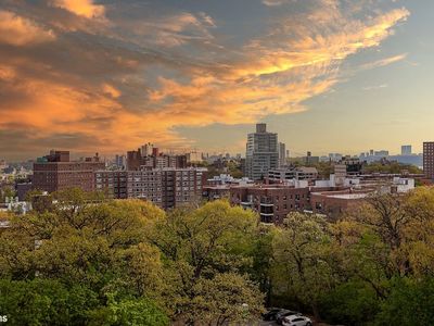 4525 Henry Hudson Pkwy W #1001