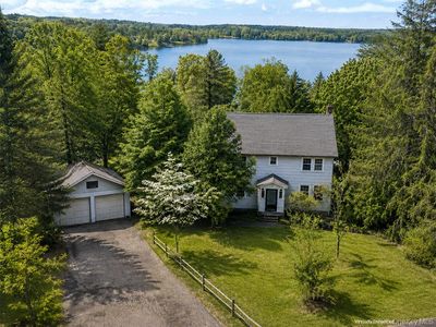 328 Lake View Drive Road
