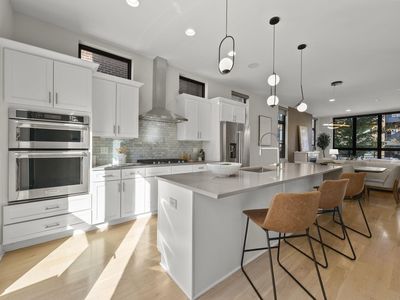 281 Auden Ave