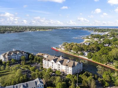 2201 River Road #4207