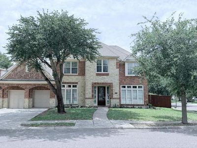 2504 Santa Paula