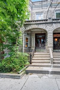 4127 N Ashland Ave