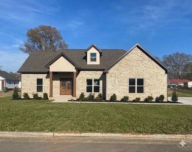 110 Fieldwood Dr