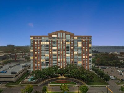 250 E Harbortown Dr APT 1504