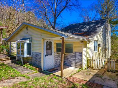 107 Royal Ln