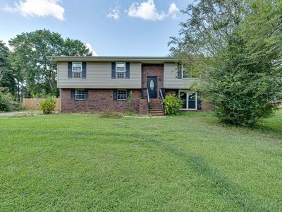 345 Diamond Cir
