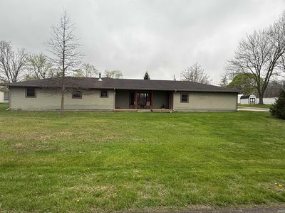 8 Meridian Dr