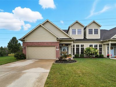 Property at 582 Storm Ct, Tipp City, OH