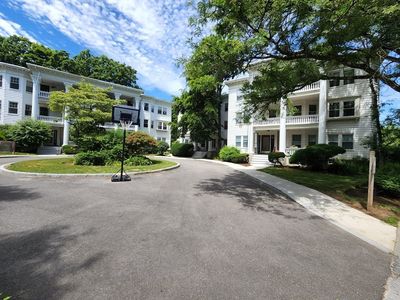 144 Middlesex Rd #2