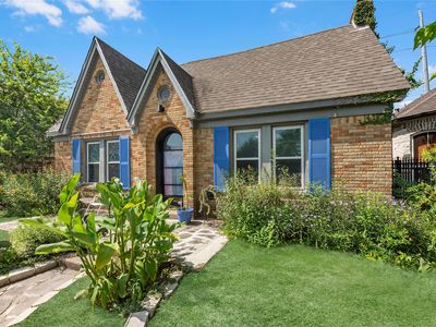 2906 Rosewood St