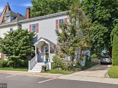 509 W Walnut St