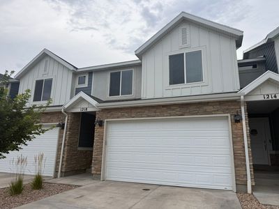 1218 W Hidden Spring Dr
