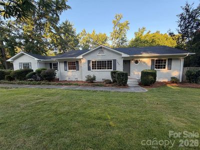7400 Monroe Rd