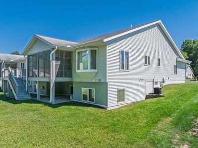 139 S Aquila Ct