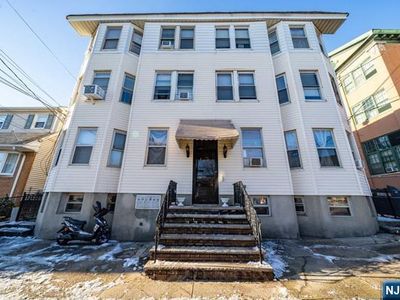 103-105 Devon St