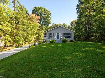 Property at 797 Royal Cir, Howard, OH