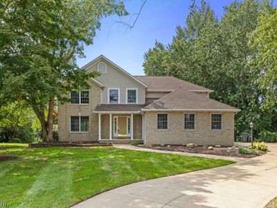 6962 Mapleridge Cir NW
