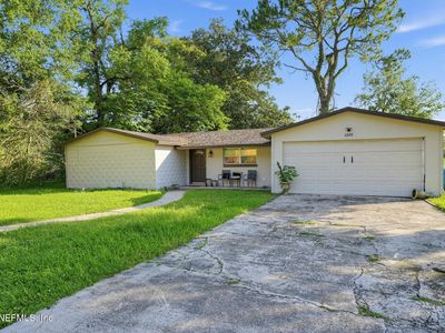 6249 BARRY Drive W